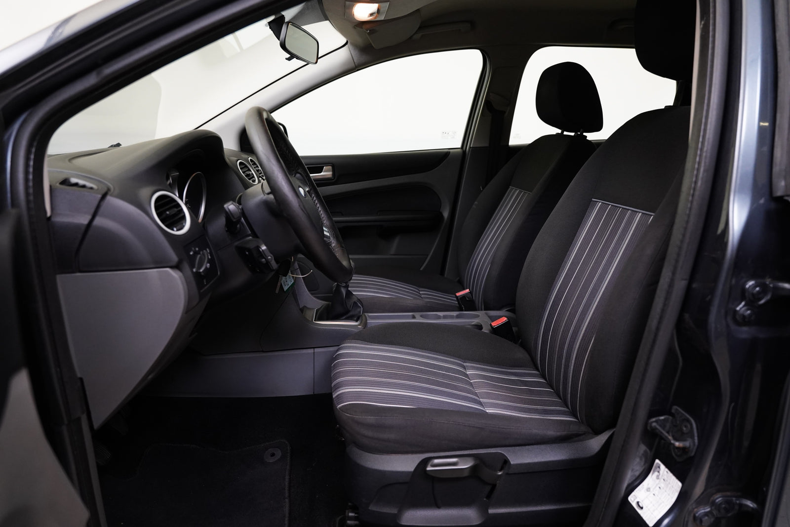 Ford Focus 2.0 Duratec 107 kW LPG – foto 11