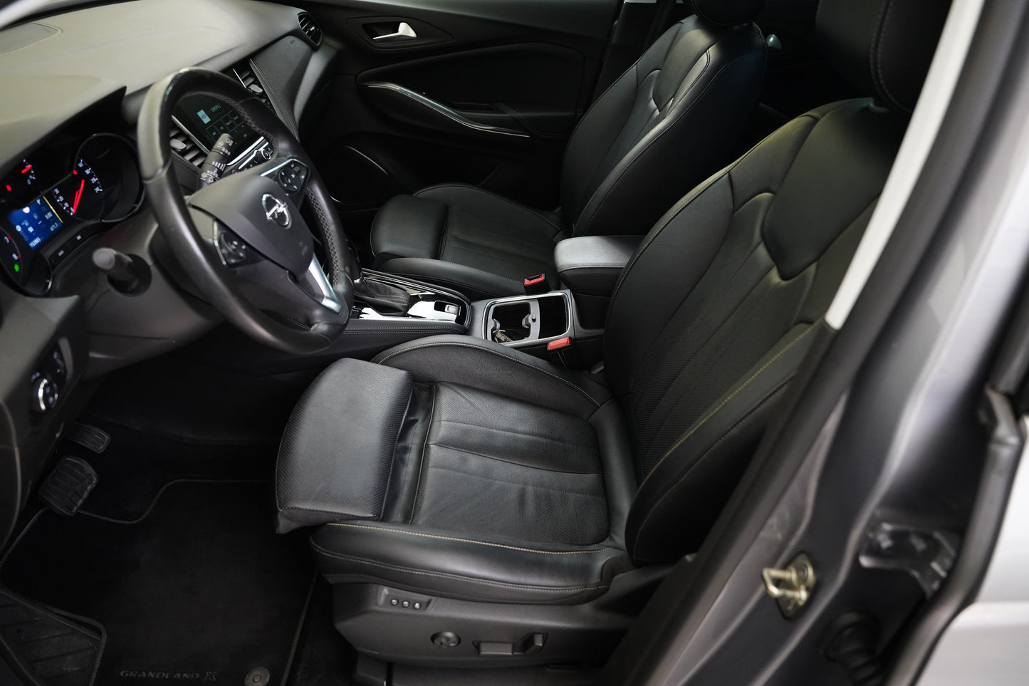 Opel Grandland X 1.2 Turbo 96 kW Business