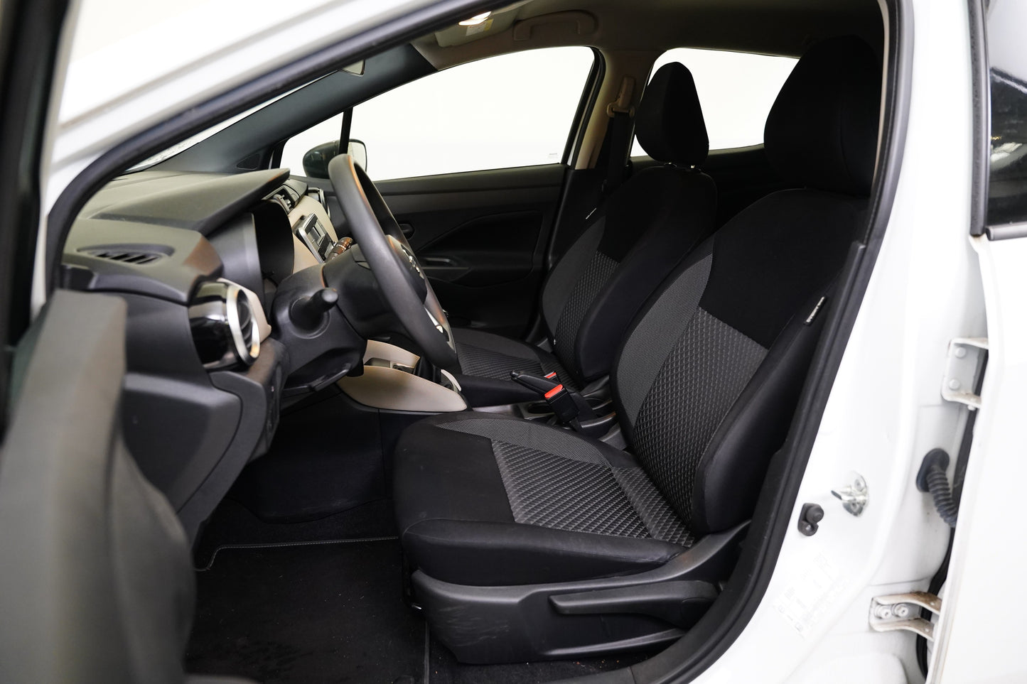 Nissan Micra 1.0 i 52 kW Visia Plus