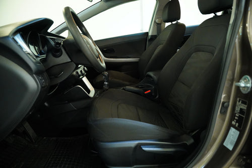 Kia Ceed 1.4 CVVT 74 kW – foto 11