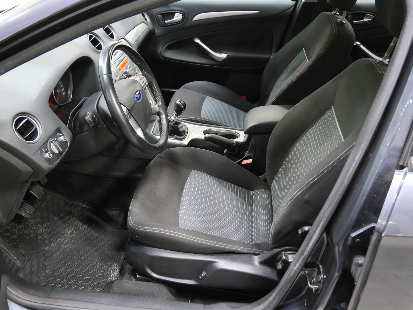 Ford Mondeo 2.0 TDCI 120 kW Trend