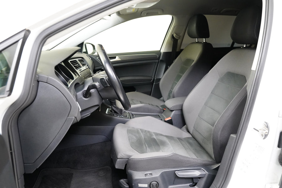 Volkswagen Golf 2.0 TDI 110 kW R-Line – foto 11