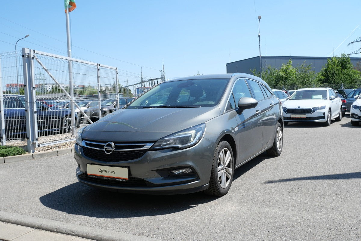 Opel Astra 1.6 CDTi 81kW Enjoy – foto 1