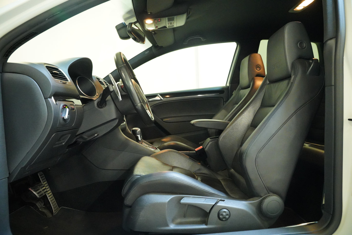 Volkswagen Golf 2.0 TSI 155 kW DSG GTI