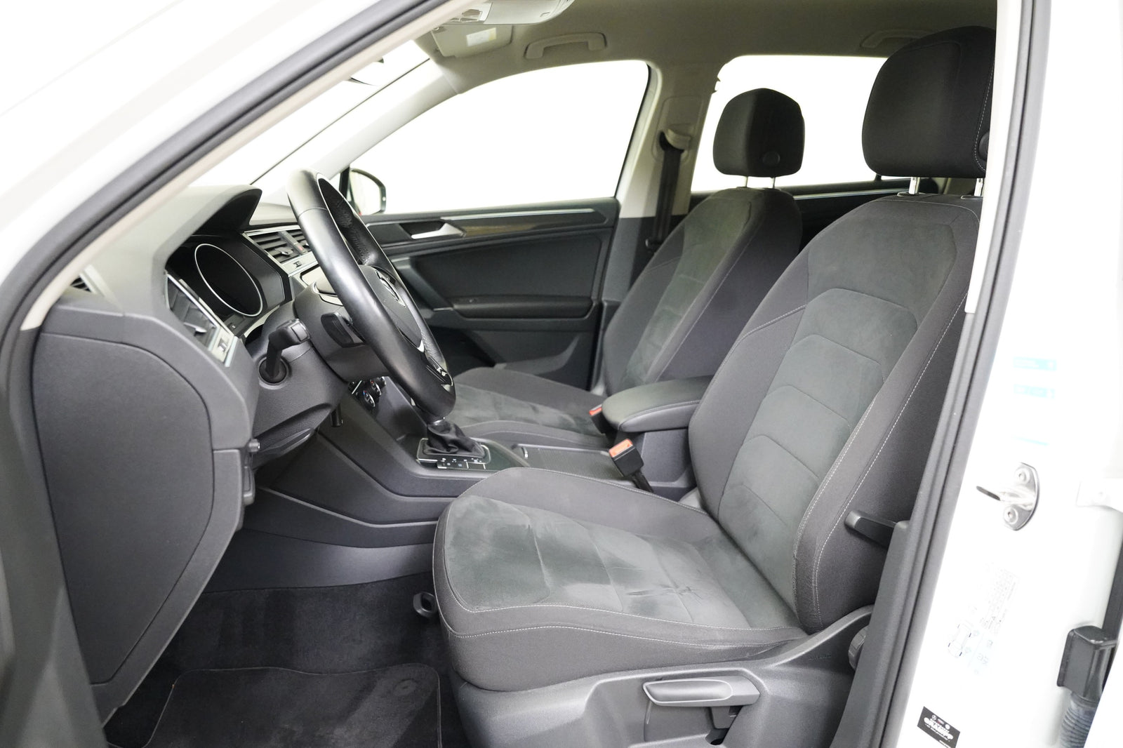 Volkswagen Tiguan 2.0 TDI 110 kW Highline – foto 11