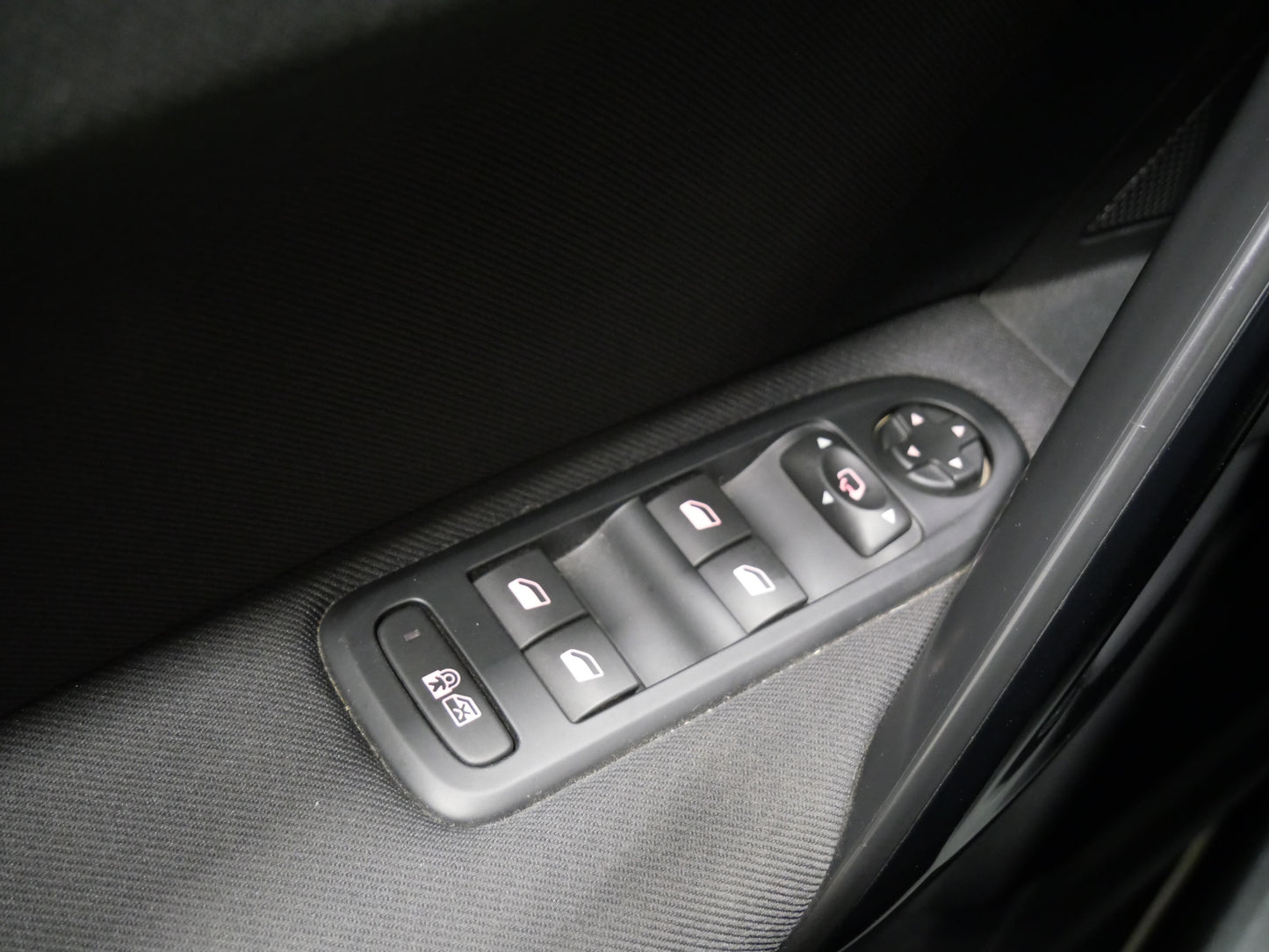 Peugeot 508 2.0 HDi 110 kW Active