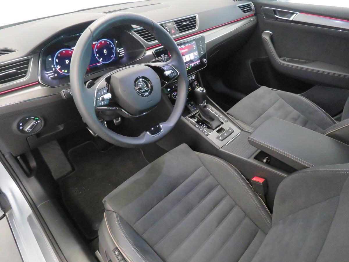 Škoda Superb 2.0 TDI 147 kW Scout