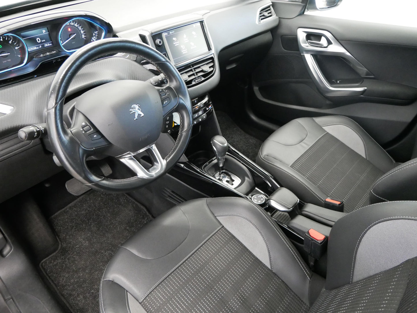 Peugeot 2008 1.2 PureTECH 81 kW Allure