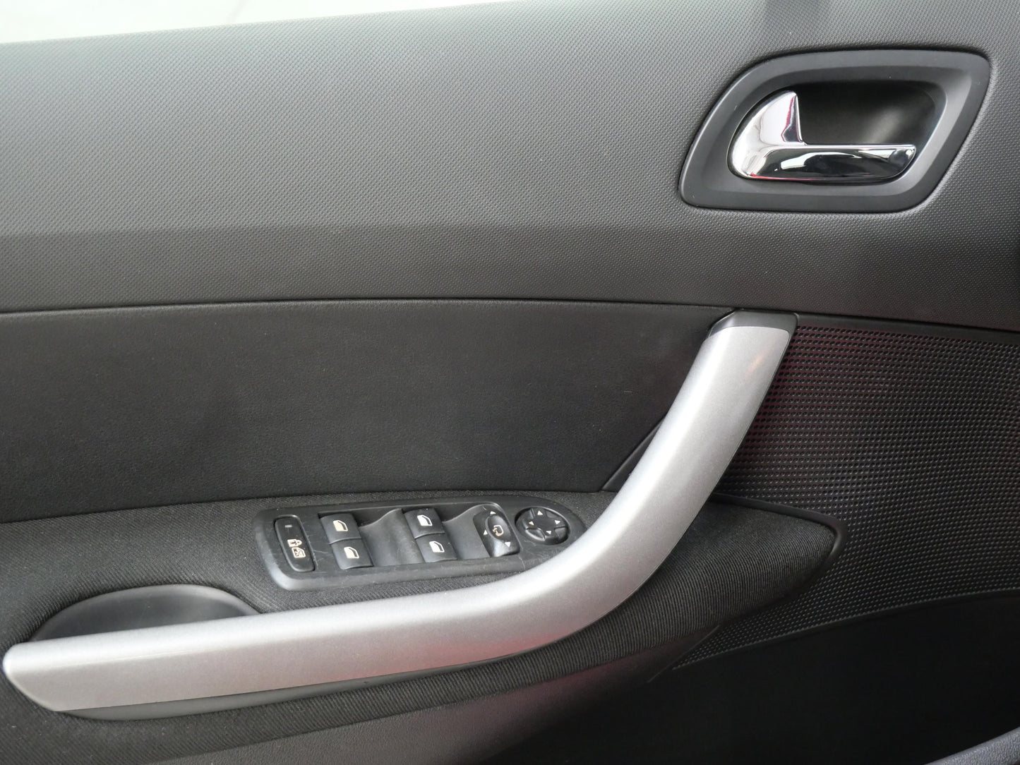 Peugeot 308 1.6 16V VTi 88 kW Premium