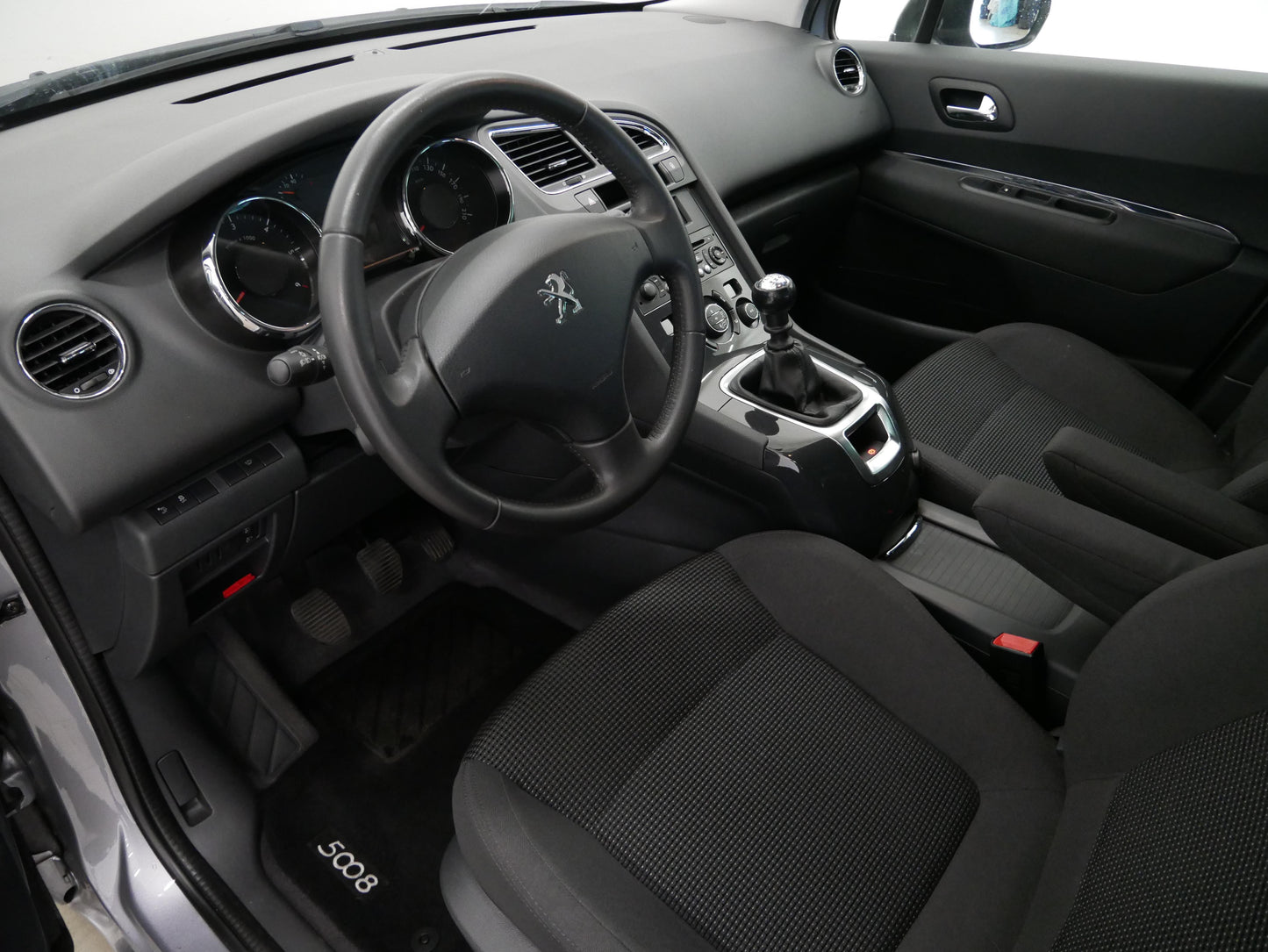 Peugeot 5008 1.6 BlueHDI 88 kW Active S&S
