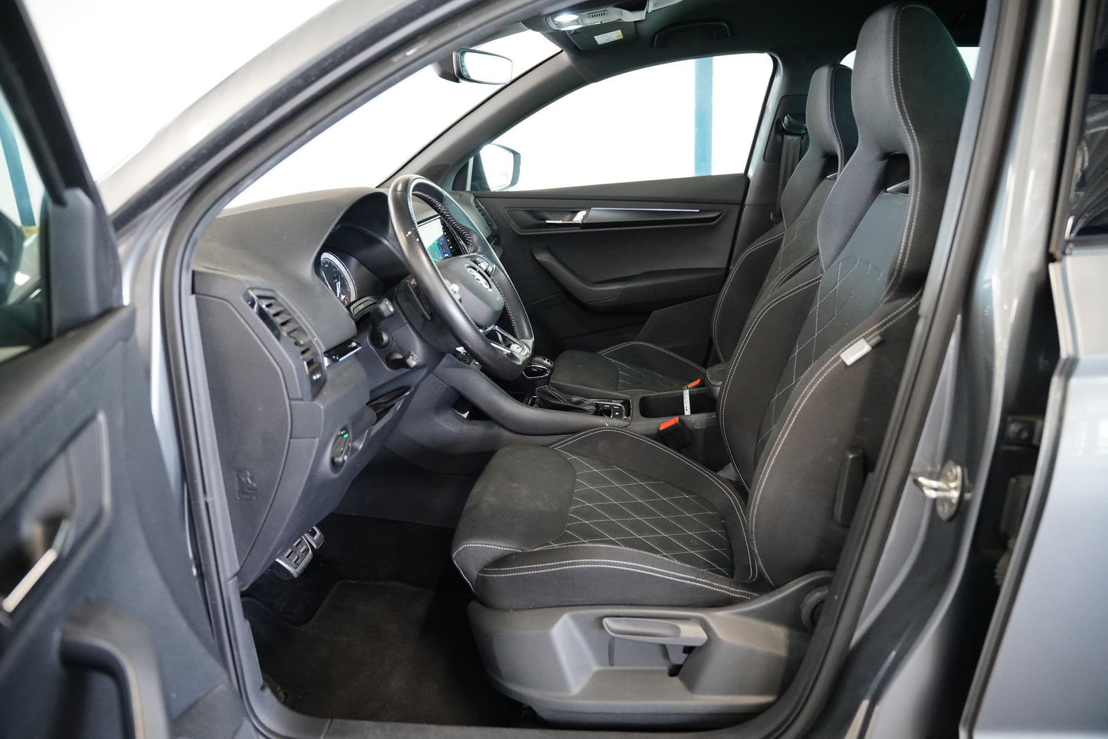 Škoda Karoq 2.0 TDI 110 kW 4x4 Sportline – foto 11