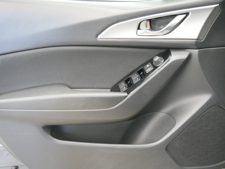Mazda 3 2.0 Skyactiv-G 88kW Signature+ – foto 12