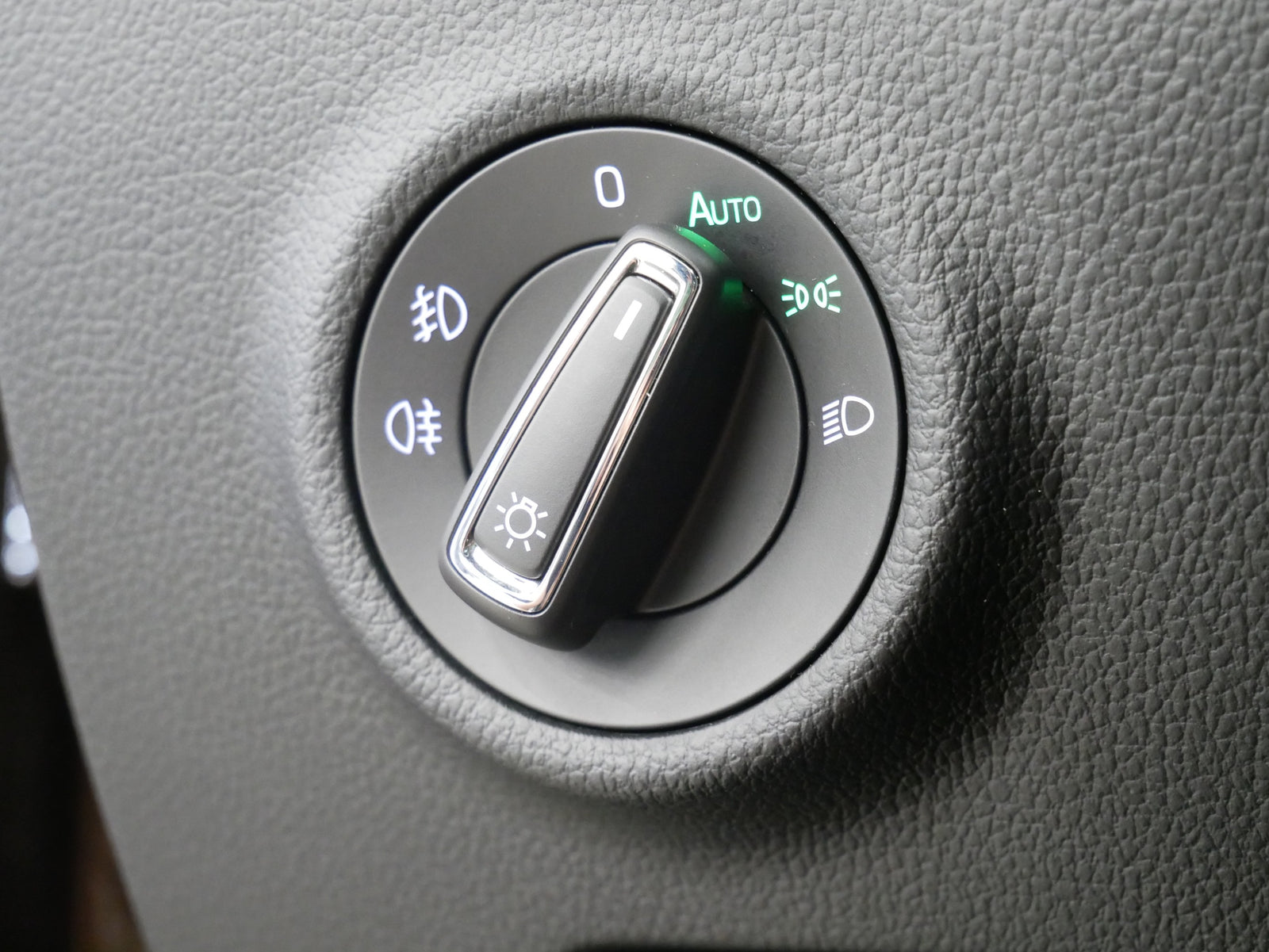 Škoda Superb 2.0 TDI 147 kW L&K – foto 13