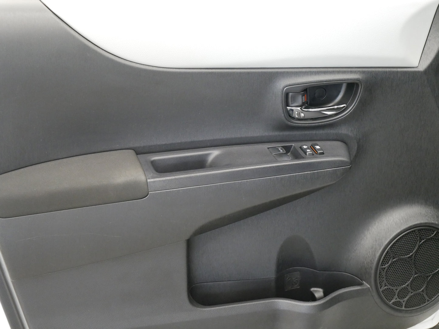 Toyota Yaris 1.5e-cvt 55 kW Activ