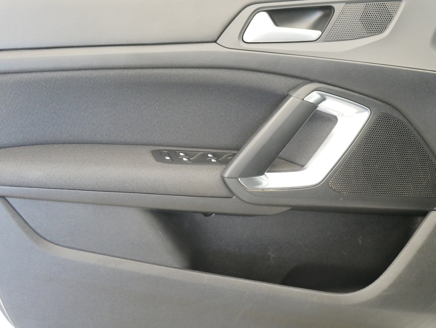 Peugeot 308 1.5BlueHDi 96kW