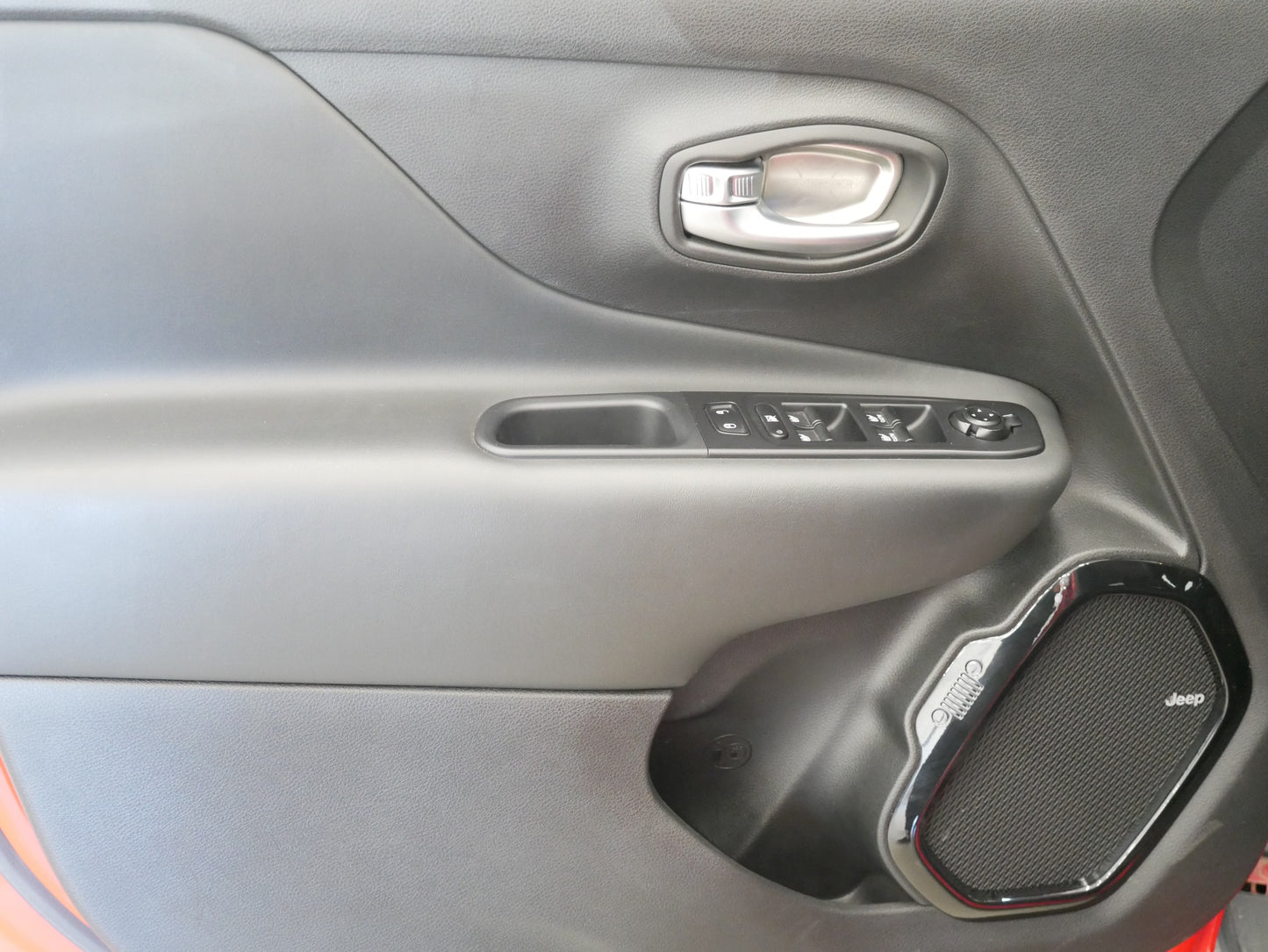 Jeep Renegade 1.0T 88kW Night Eagle