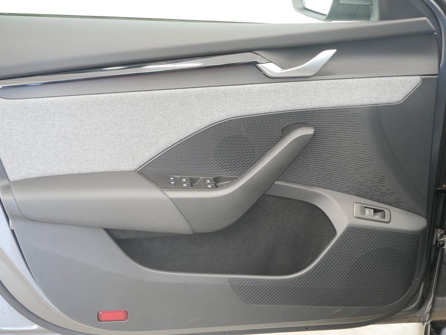 Škoda Octavia 2.0 TDI 110 kW Selection – foto 12