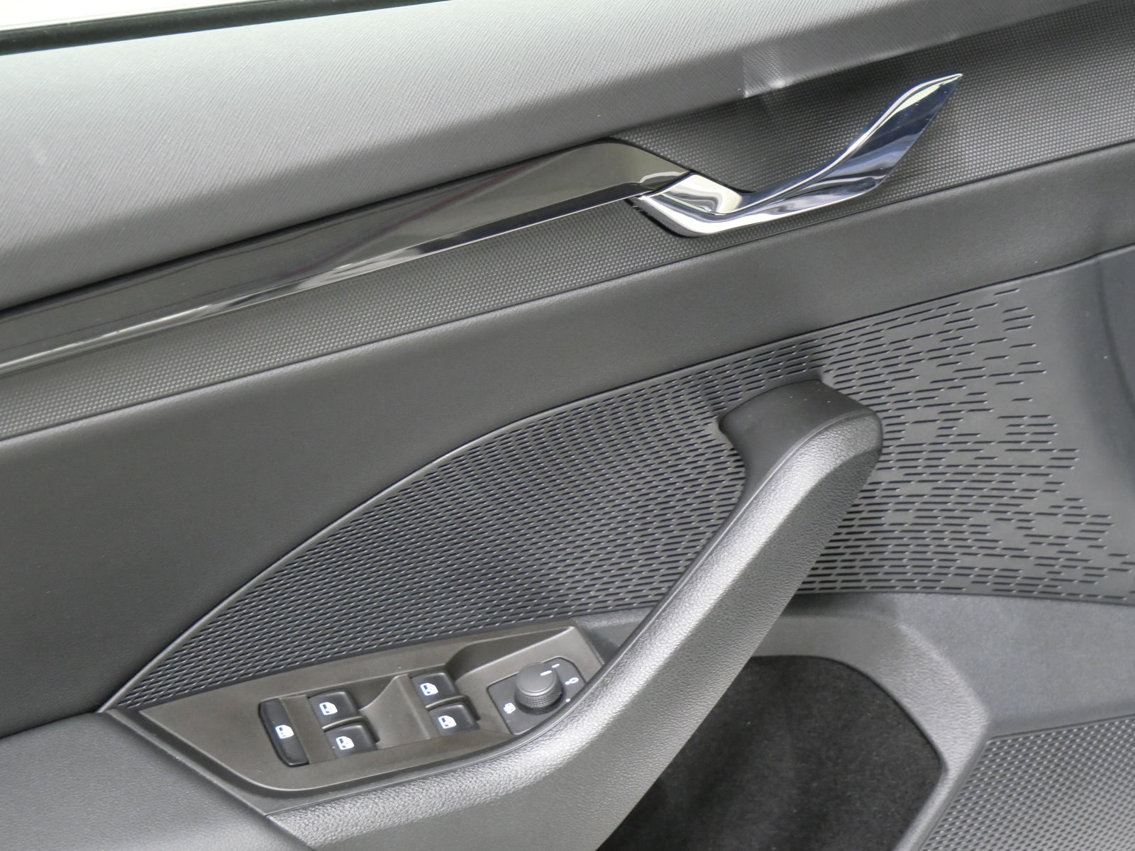 Škoda Octavia 2.0 TDI 85kW DSG Ambition Plus – foto 12