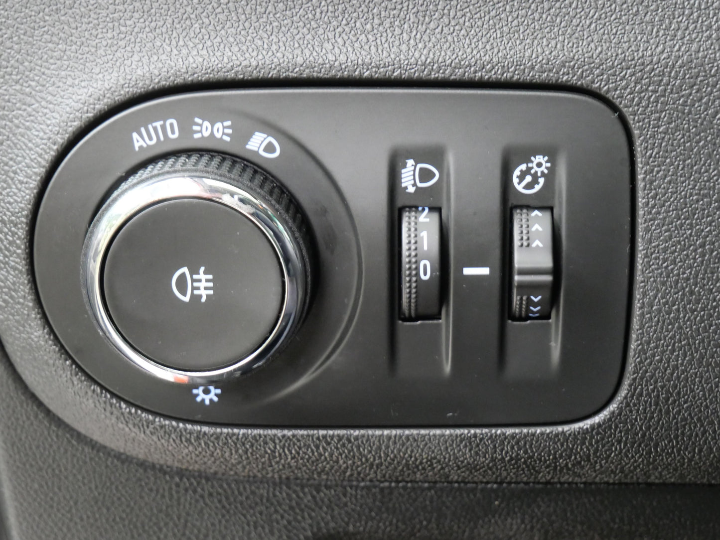 Opel Crossland X 1.2 i 96 kW Edition