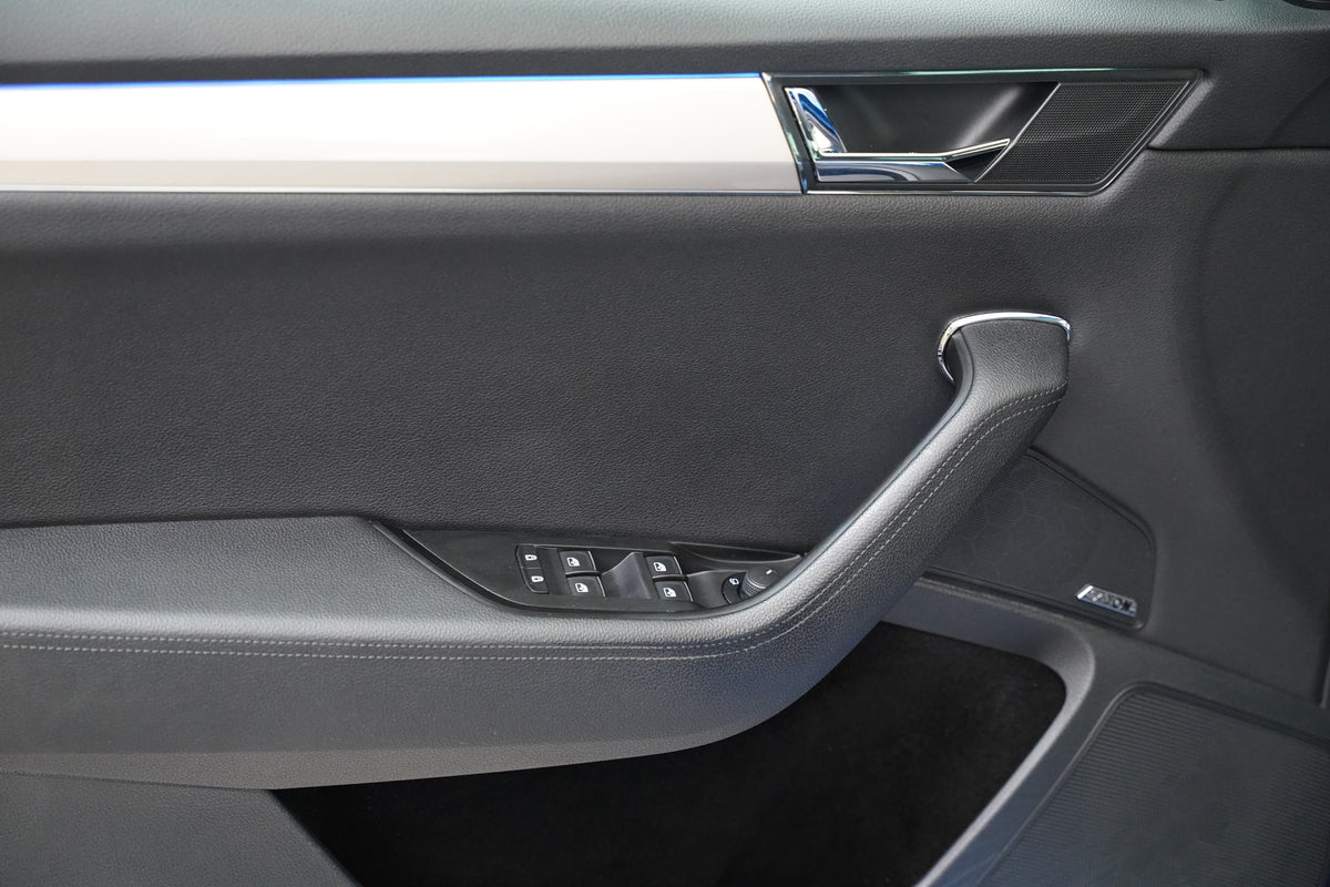 Škoda Superb 2.0 TDI 140 kW 4x4 L&K – foto 12