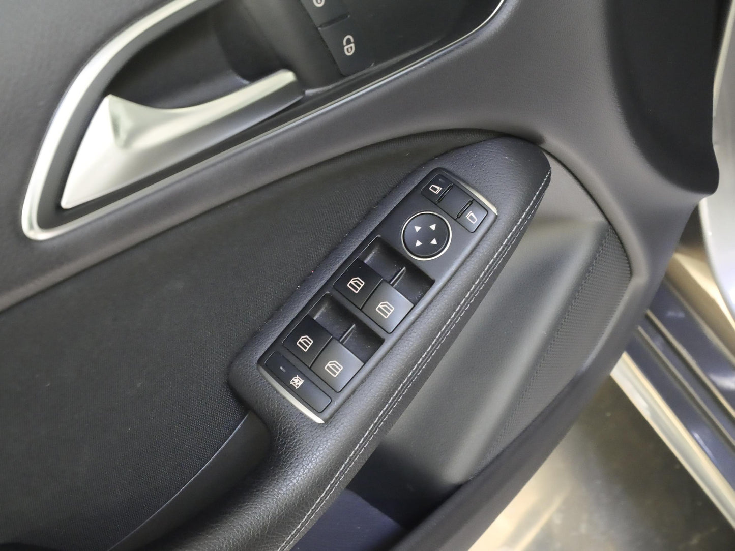 Mercedes-Benz B-Class 180D 80 kW