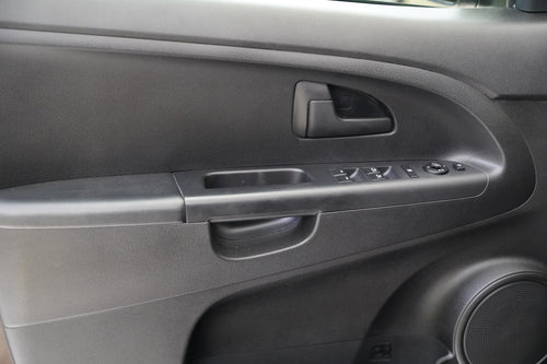 Kia Venga 1.6 i 92 kW CVVT UEFA Euro – foto 12