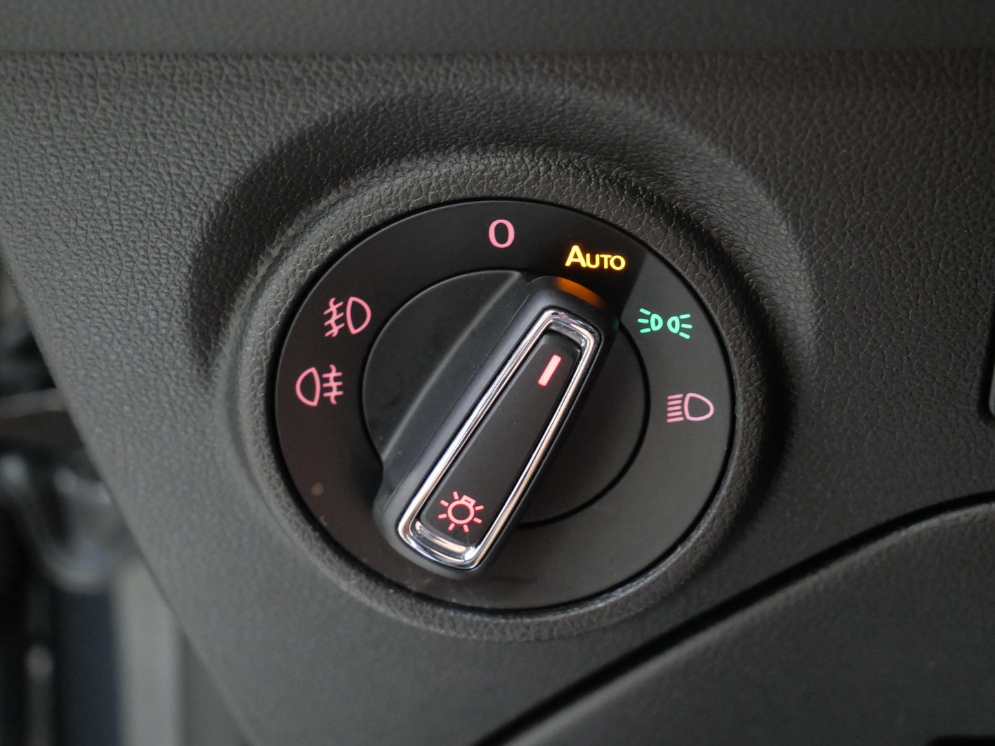 Seat Leon 2.0 TSI 140 kW Xcellence