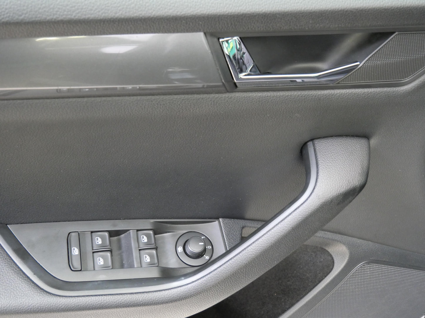 Škoda Superb 1.6 TDI 88 kW Active