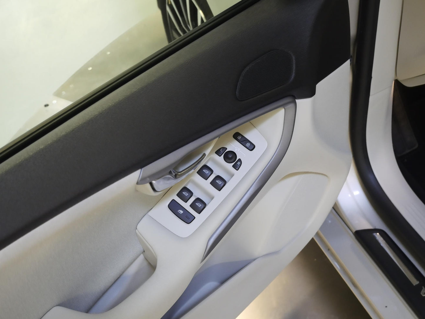 Volvo V40 D3 110 kW Momentum