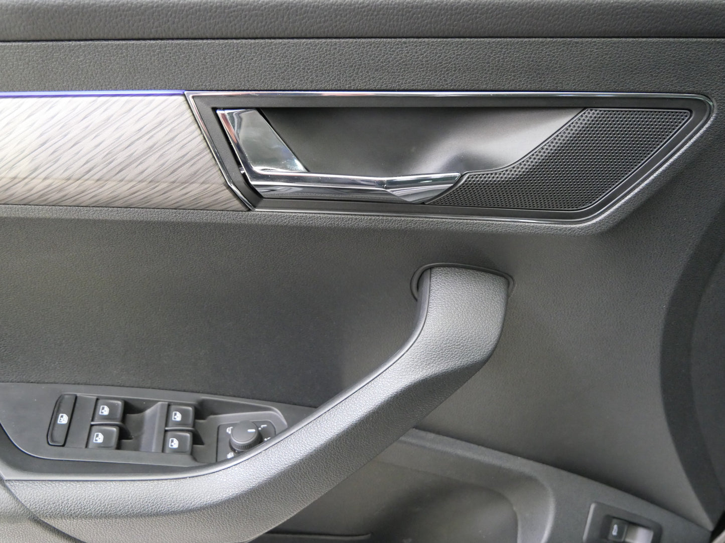 Škoda Karoq 1.5 TSI 110 kW Top Selection