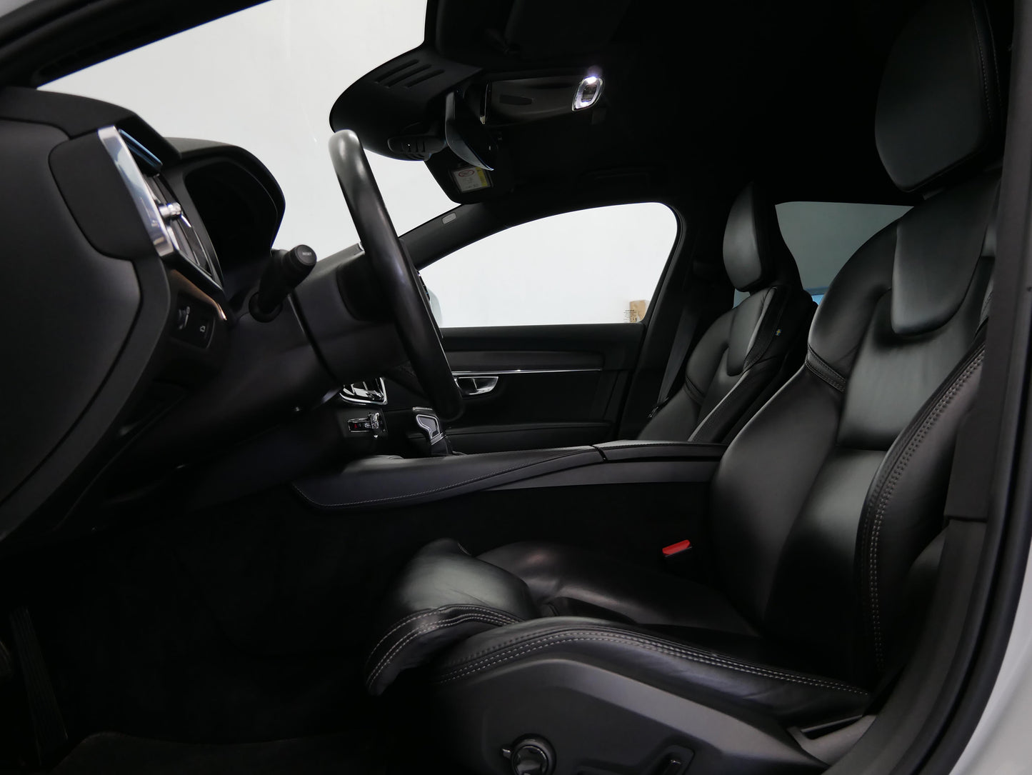 Volvo V90 D5 173 kW AWD Cross Country