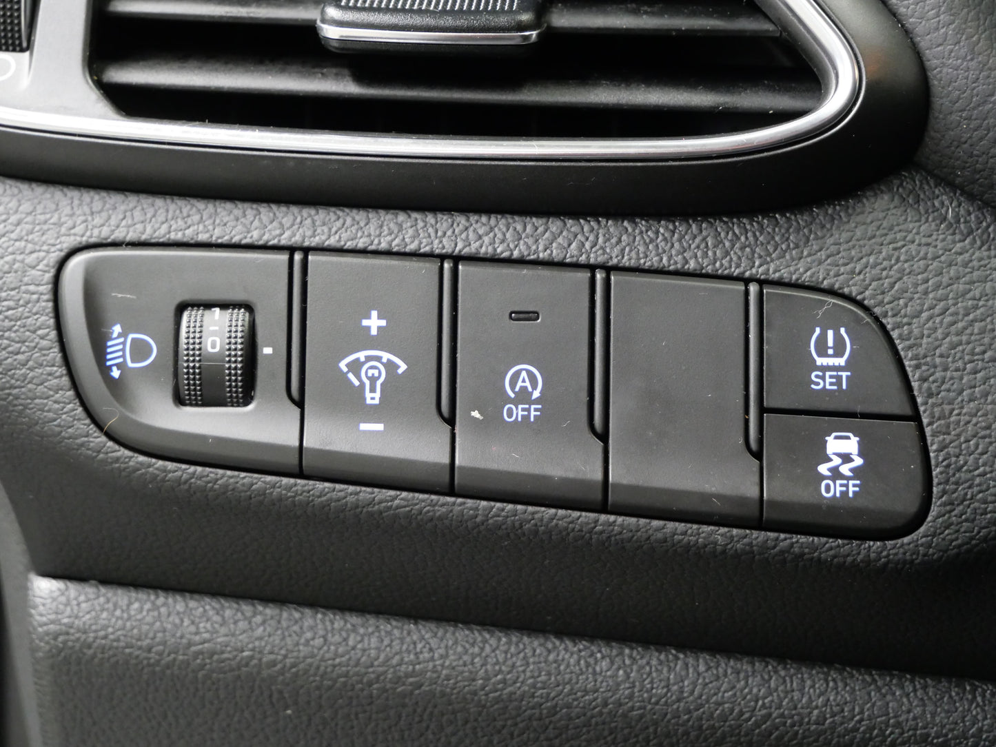 Hyundai i30 1.5i 80 kW Start Plus