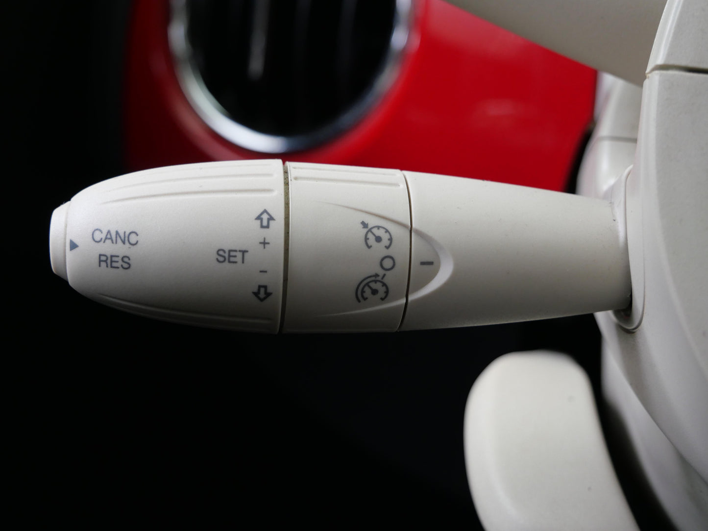 Fiat 500 1.2 i 51 kW Lounge