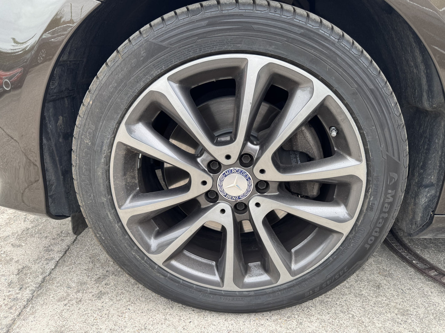 Mercedes-Benz Třídy E 2.0 CDi 143 kW