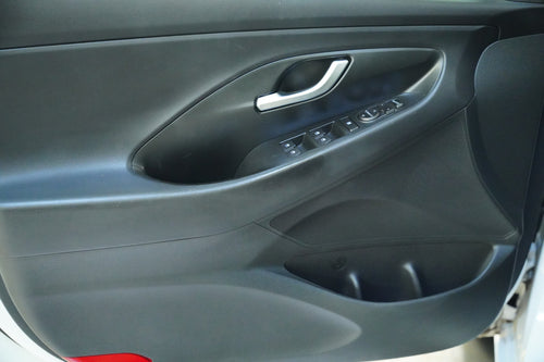 Hyundai i30 1.5 T-GDI 118 kW – foto 12