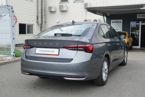 Škoda Octavia 1.5 TSI 85 kW Selection – foto 2