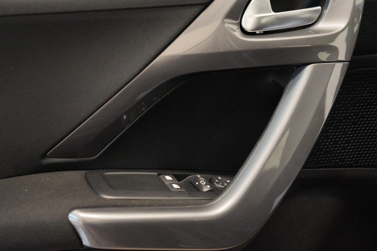 Peugeot 2008 1.2 PureTech 61 kW Active – foto 12