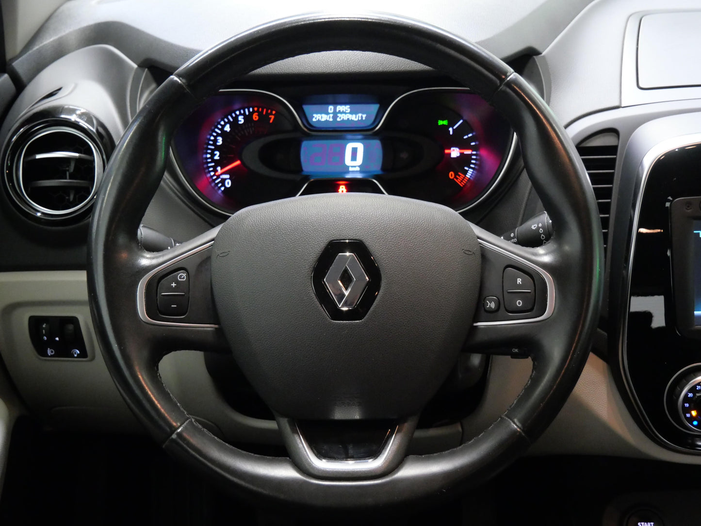 Renault Captur 0.9 TCe 66 kW Intens
