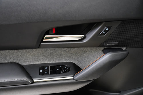 Mazda MX-30 e-Skyactiv 125 kW AT Edition-R – foto 12