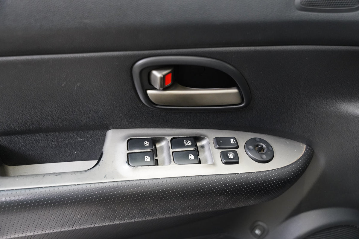 Kia Carens 2.0 CRDI 103 kW – foto 12