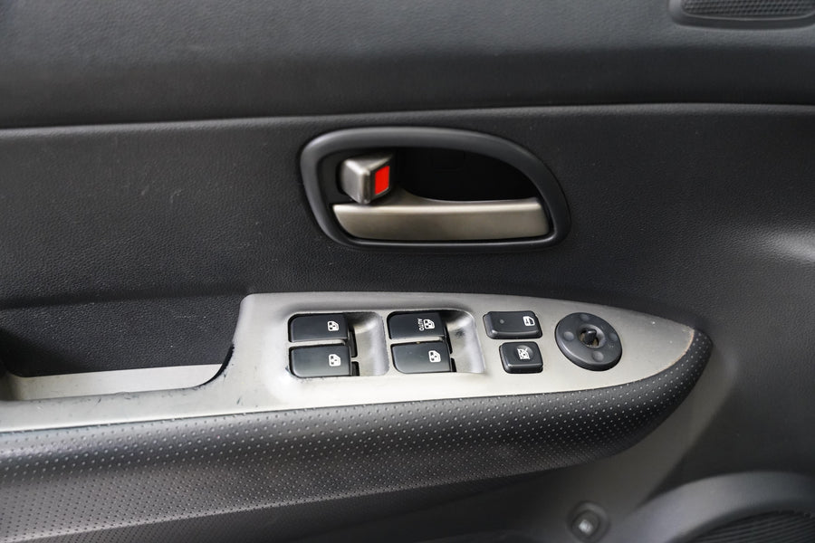 Kia Carens 2.0 CRDI 103 kW – foto 12