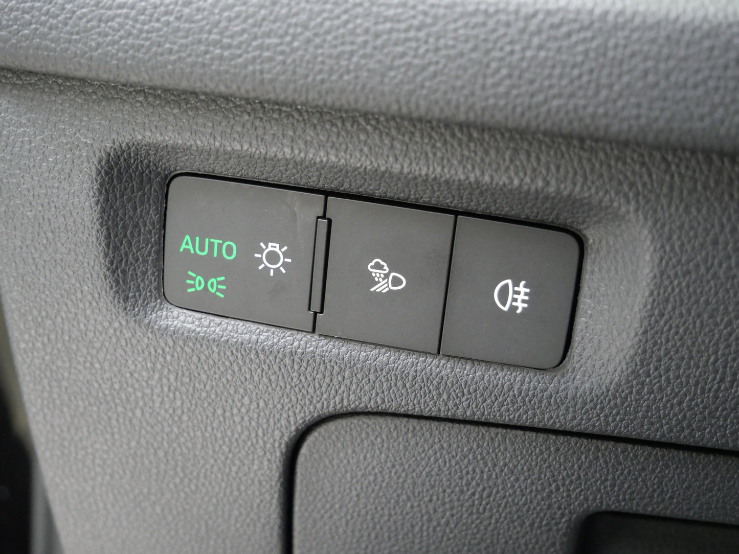 Škoda Octavia 1.5 eTSI 110 kW Top Selection