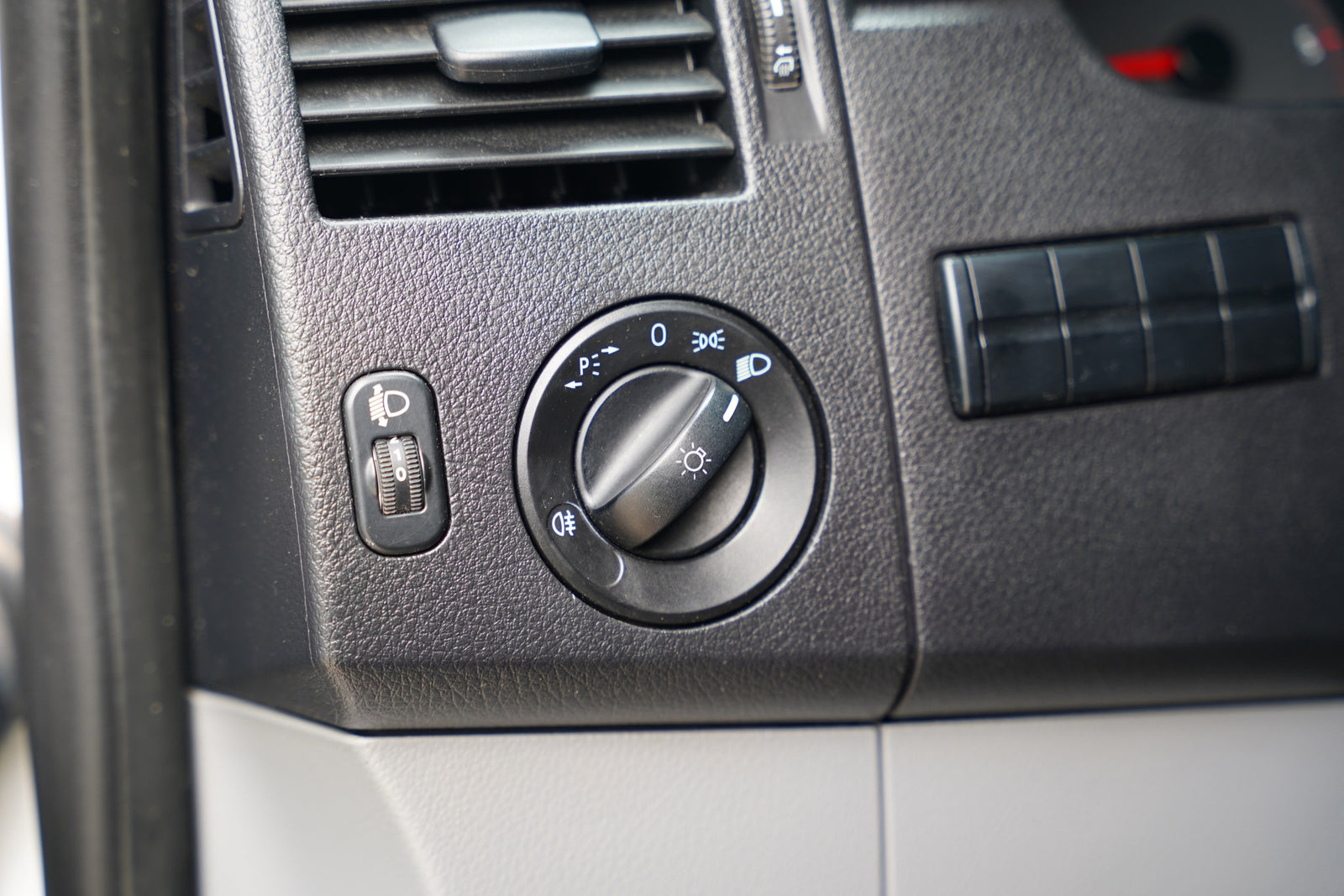 Volkswagen Crafter 2.0 Bi-TDI 120 kW L2H2 – foto 12