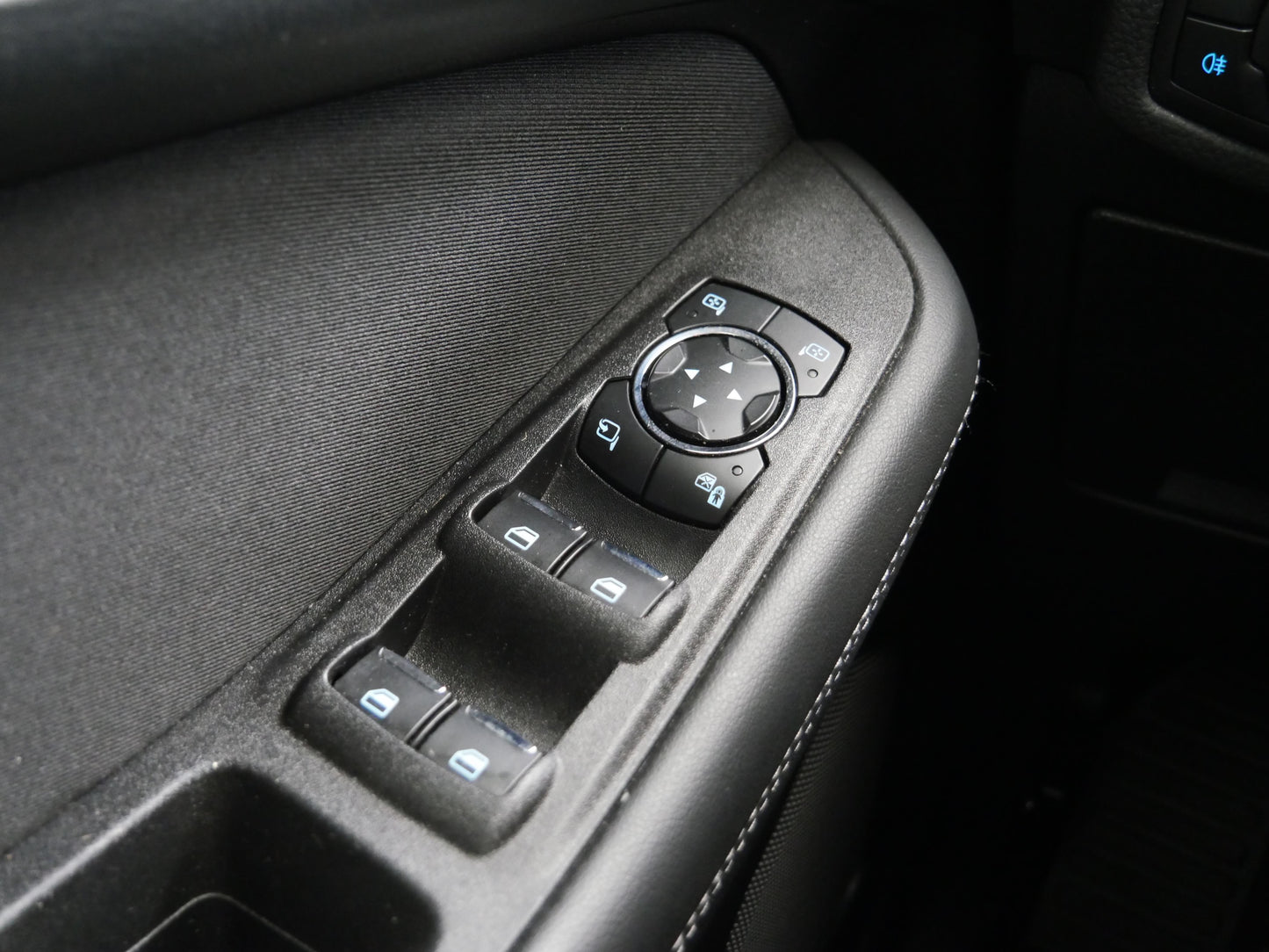 Ford S-MAX 2.0 TDCi 140 kW Trend