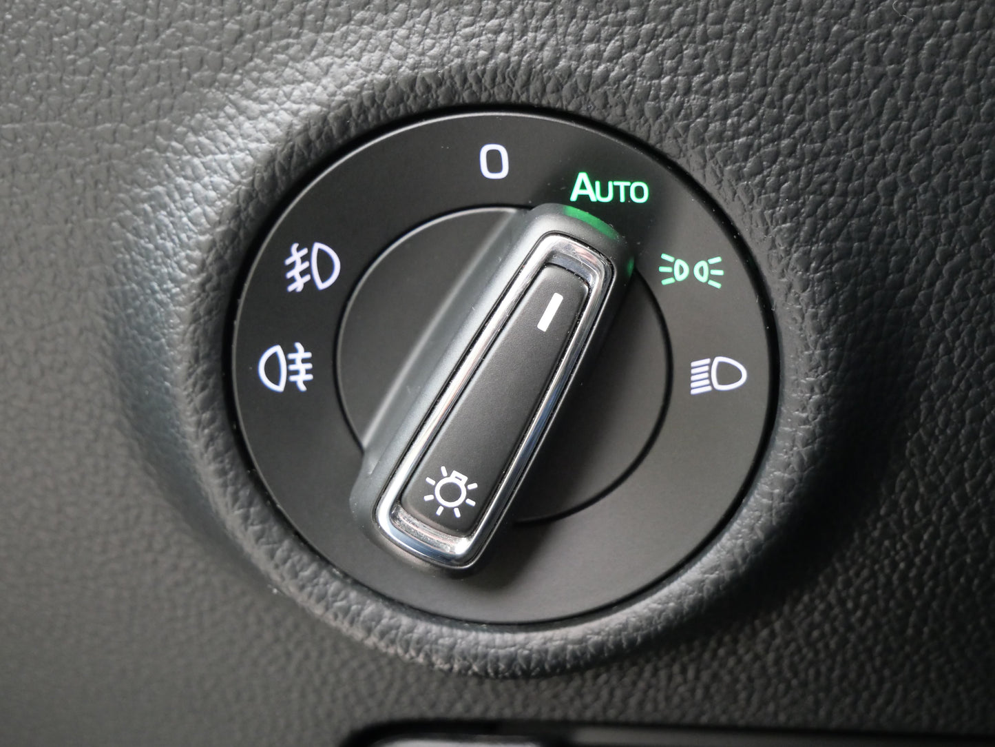 Škoda Superb 2.0 TDI 140kW DSG 4x4 Ambition