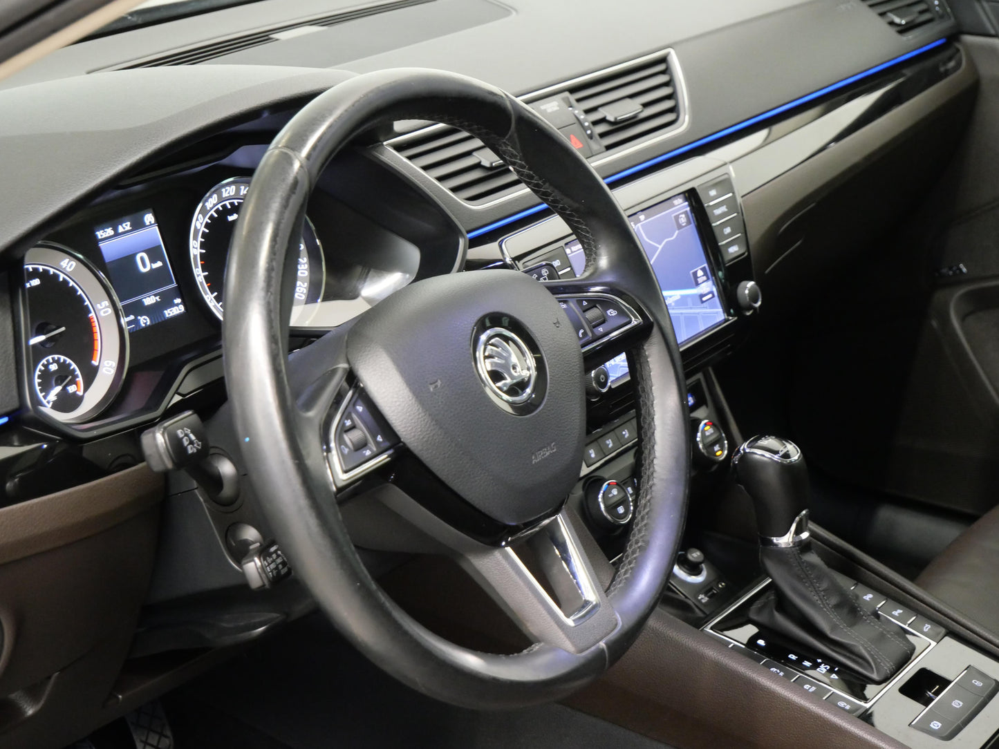 Škoda Superb 2.0 TDI 140 kW 4x4 L&K
