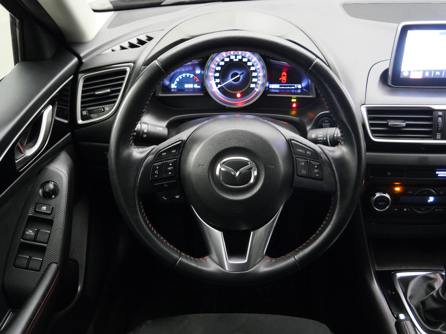 Mazda 3 2.0 i 88 kW Nakama