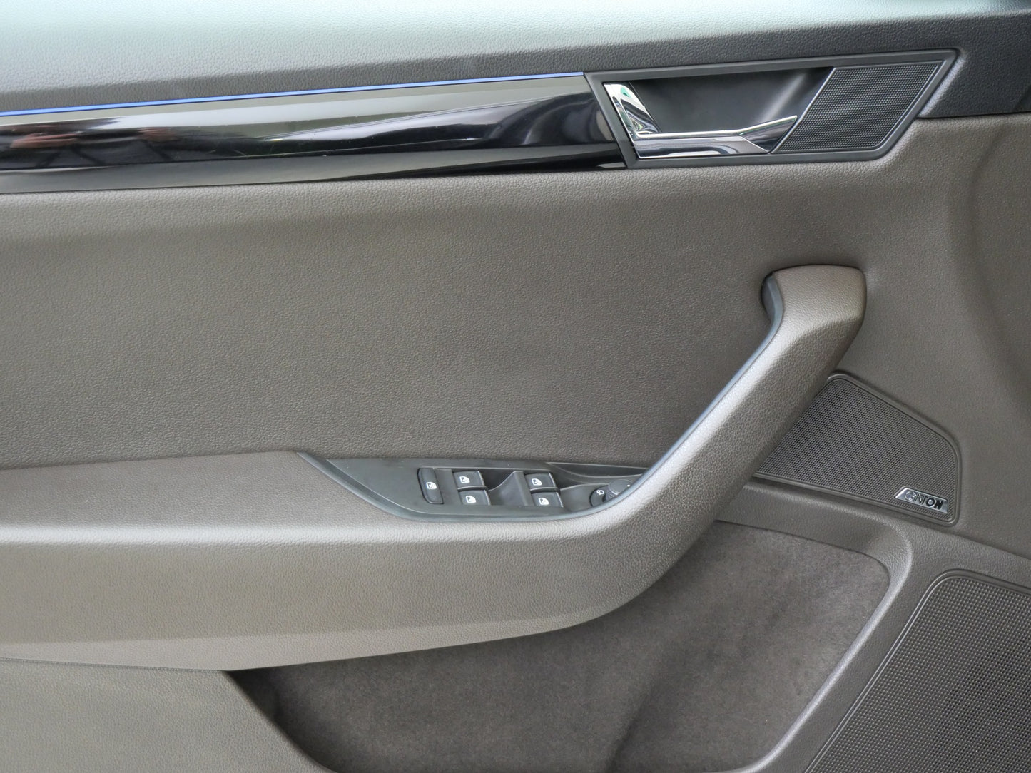 Škoda Superb 2.0 TDI 140 kW 4x4 L&K