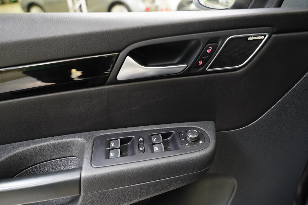 Volkswagen Sharan 2.0 TSI 162 kW Highline – foto 12