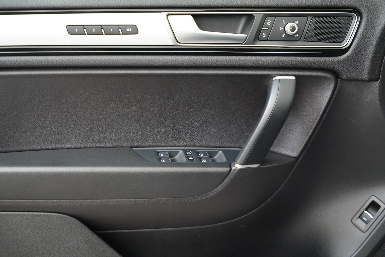 Volkswagen Touareg 3.0 TDI V6 193 kW Chrome&Style – foto 12
